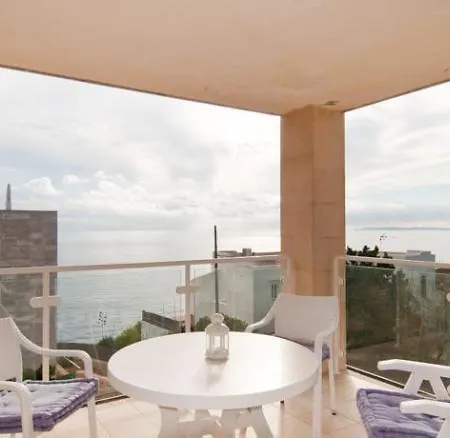 Hotel Cala Figuera 3*